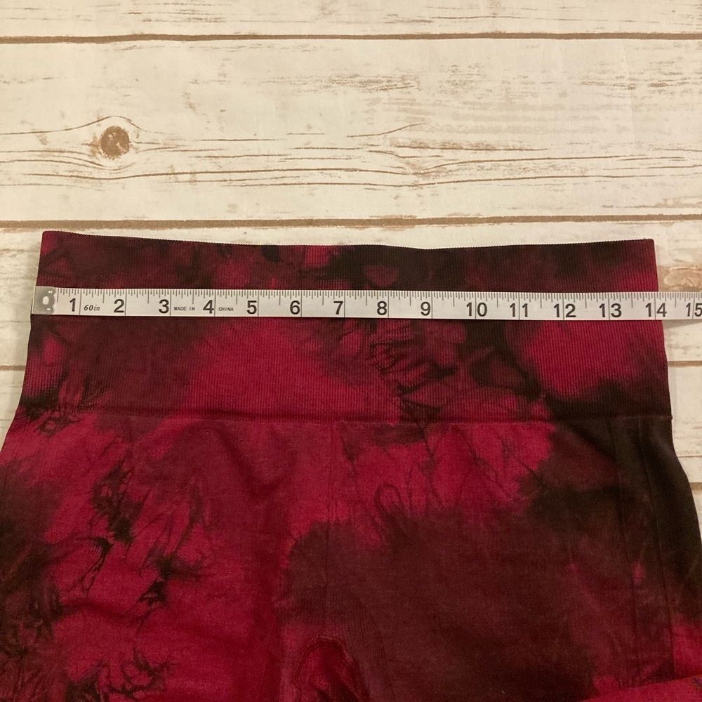 Lululemon In The Flow Crop | Wine Berry/Bordeaux Drama | Size 8 - Picture 4 of 12